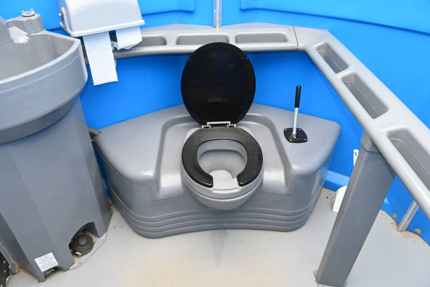 Best Portable restroom trailer rental  in North Valley, NM